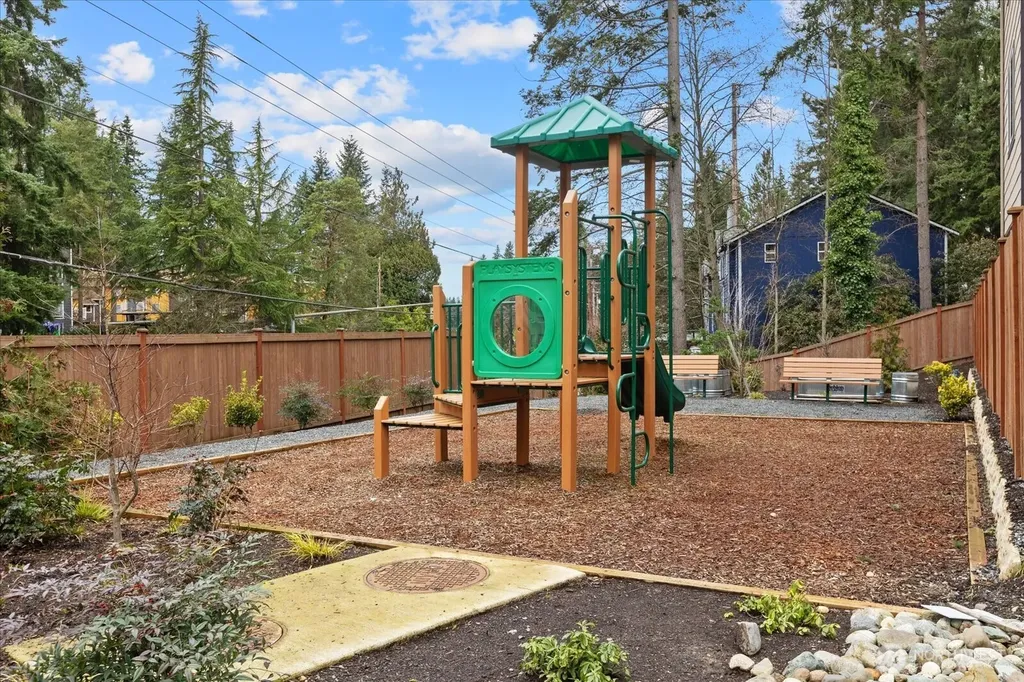 23413 Edmonds Way Edmonds WA 98026