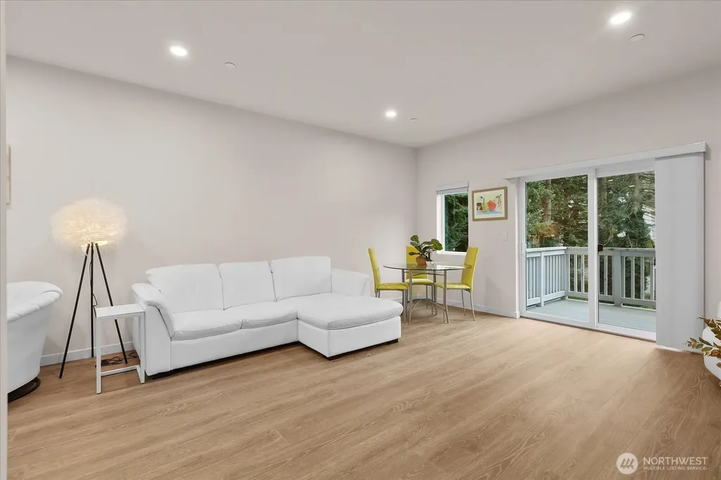 23413 Edmonds Way Edmonds WA 98026