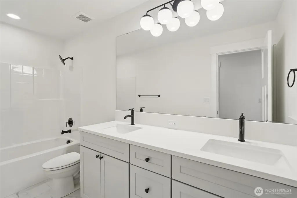 8014 222nd Street SW Edmonds WA 98026