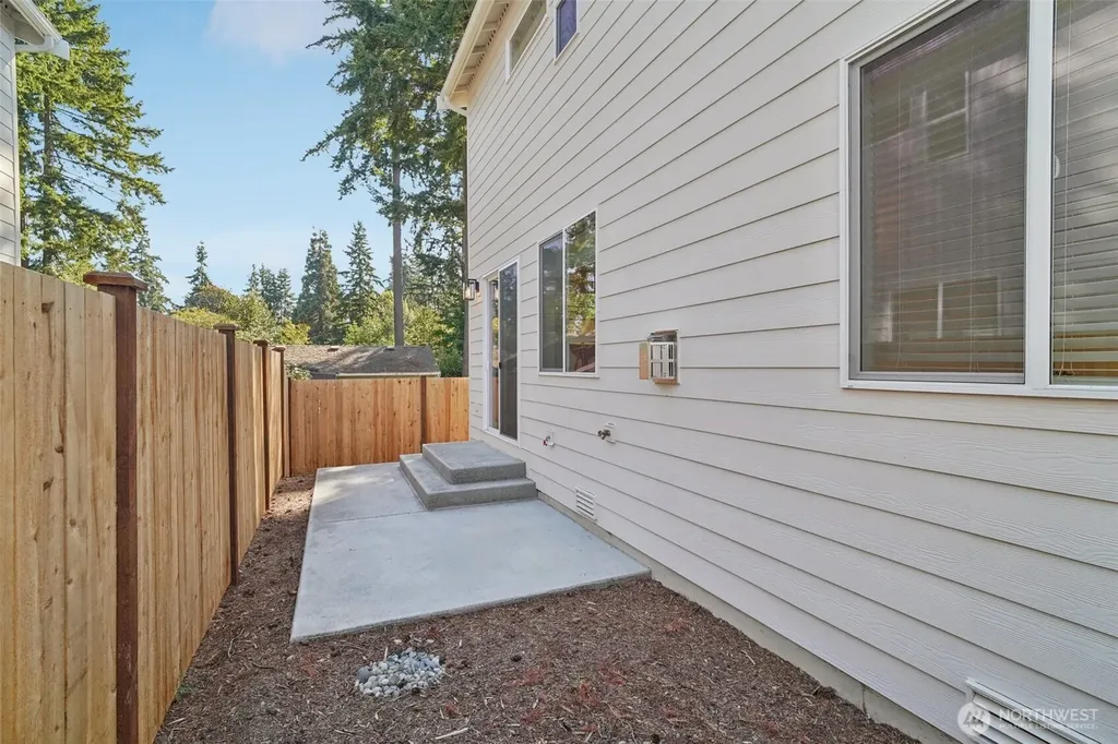 8014 222nd Street SW Edmonds WA 98026
