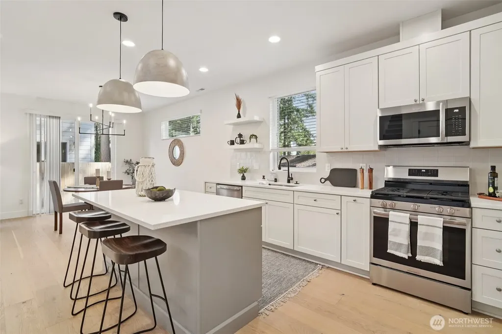 8014 222nd Street SW Edmonds WA 98026
