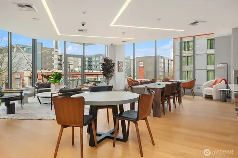 2510 6th Avenue Seattle WA 98121