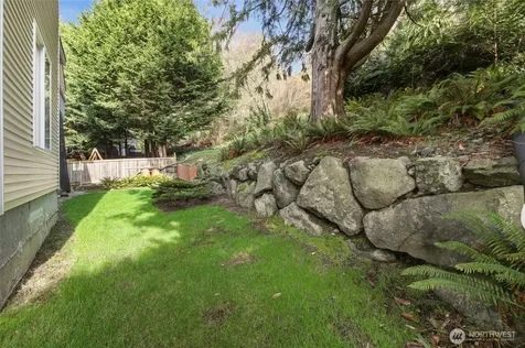 5064 Beach Drive SW Seattle WA 98136
