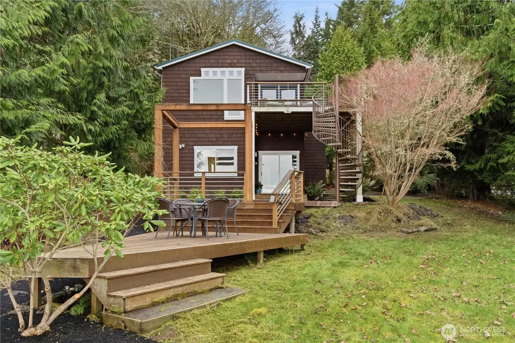 610 Tala Shore Drive Port Ludlow WA 98365