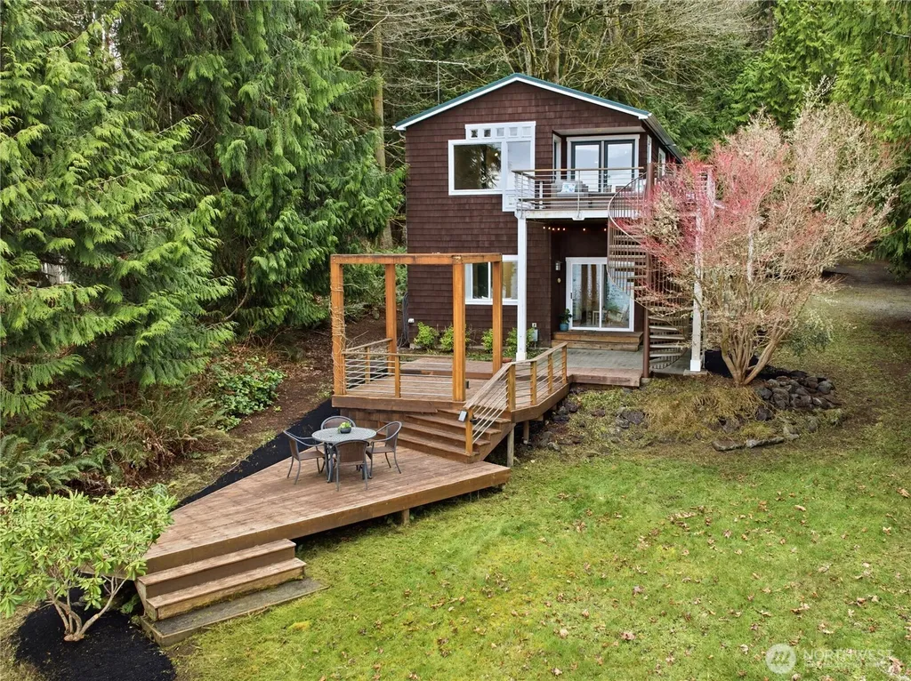 610 Tala Shore Drive Port Ludlow WA 98365
