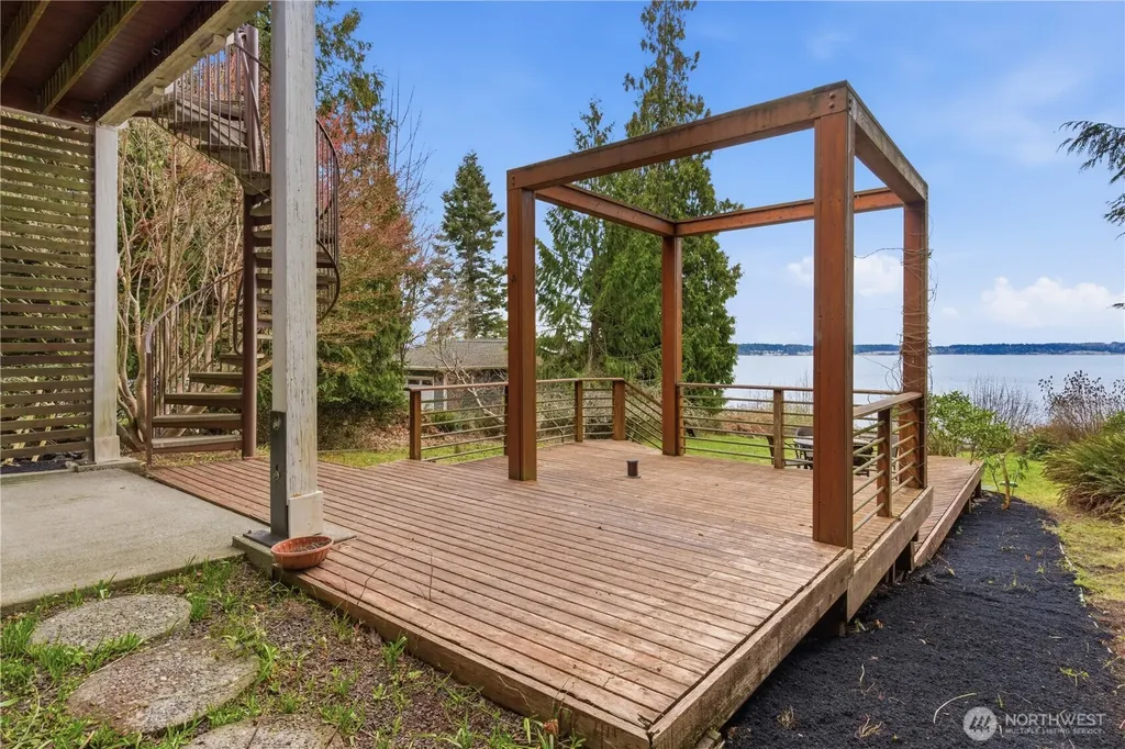 610 Tala Shore Drive Port Ludlow WA 98365
