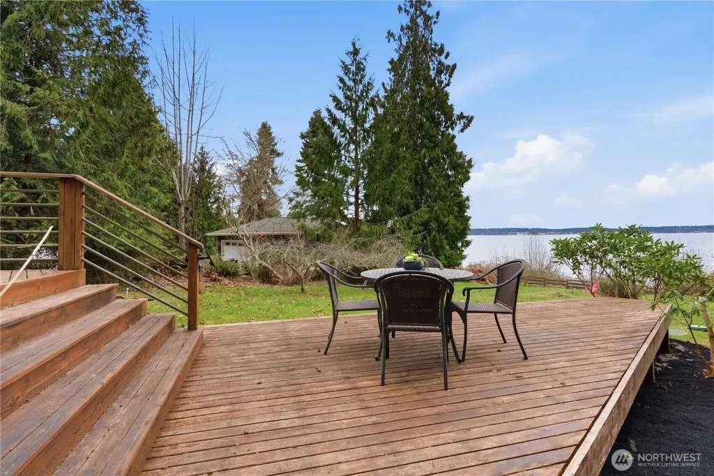 610 Tala Shore Drive Port Ludlow WA 98365