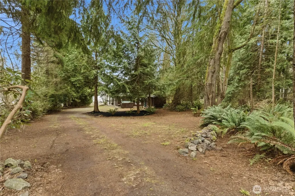 610 Tala Shore Drive Port Ludlow WA 98365
