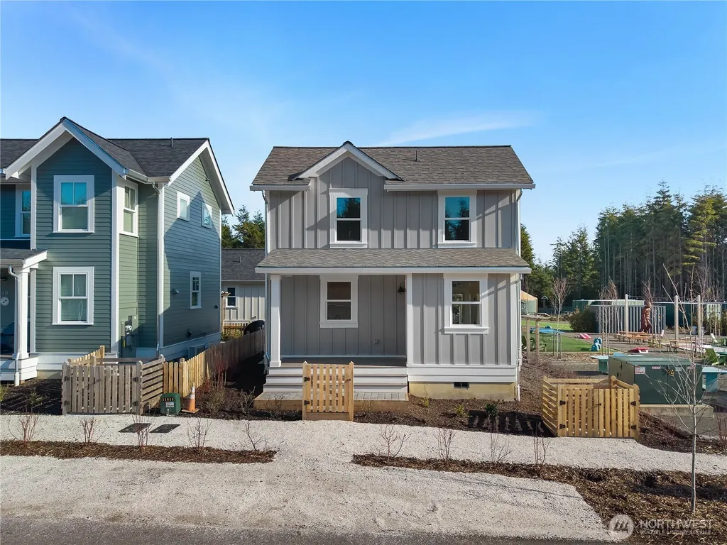 4 Springboard Street Pacific Beach WA 98571