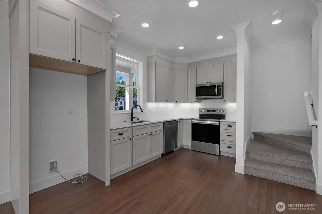 4 Springboard Street Pacific Beach WA 98571