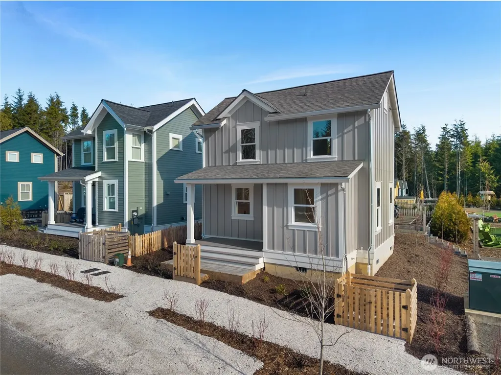 4 Springboard Street Pacific Beach WA 98571