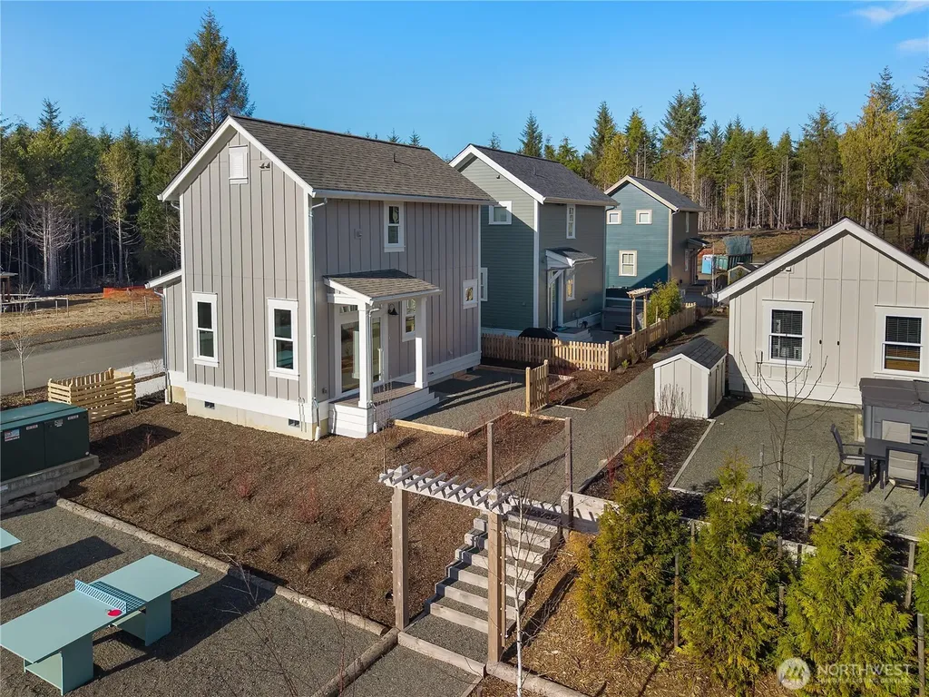 4 Springboard Street Pacific Beach WA 98571