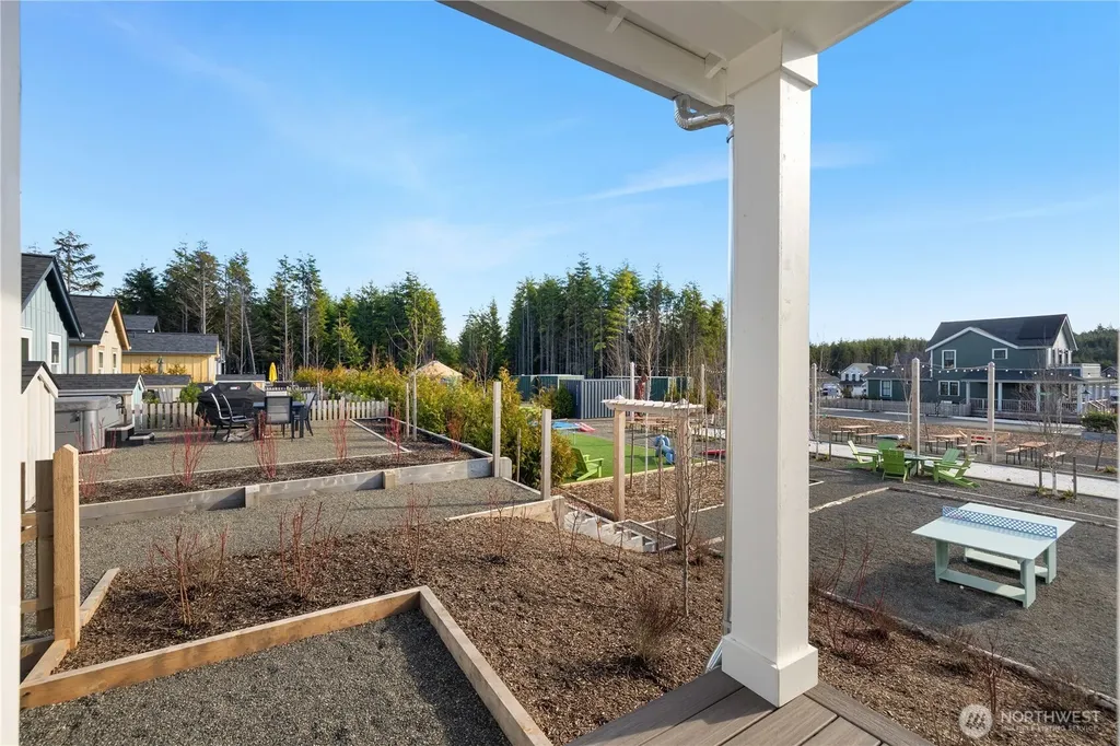 4 Springboard Street Pacific Beach WA 98571
