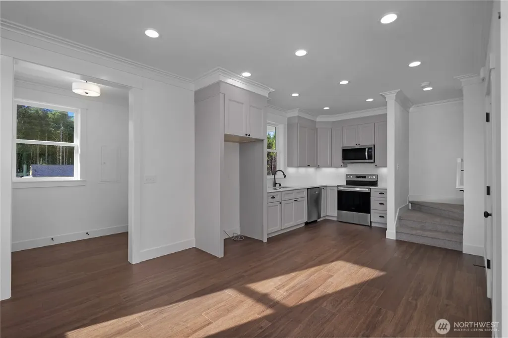 4 Springboard Street Pacific Beach WA 98571