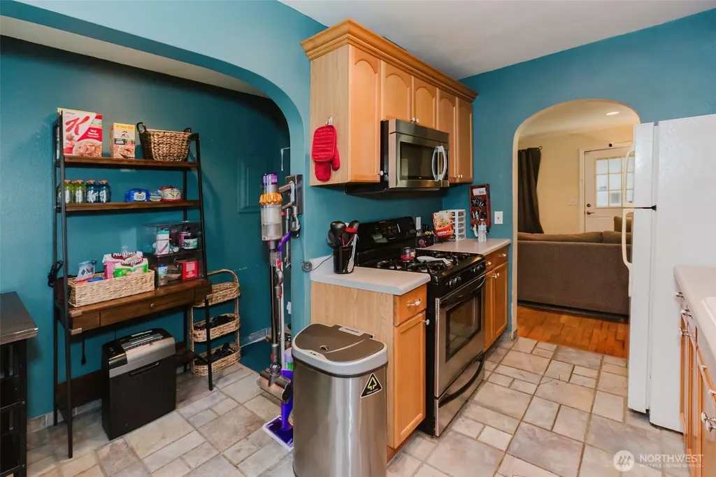 1342 N Montgomery Avenue Bremerton WA 98312