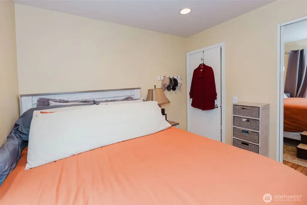 1342 N Montgomery Avenue Bremerton WA 98312