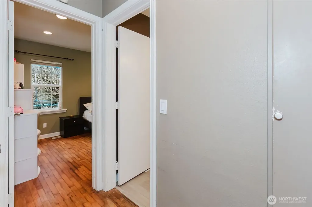 1342 N Montgomery Avenue Bremerton WA 98312