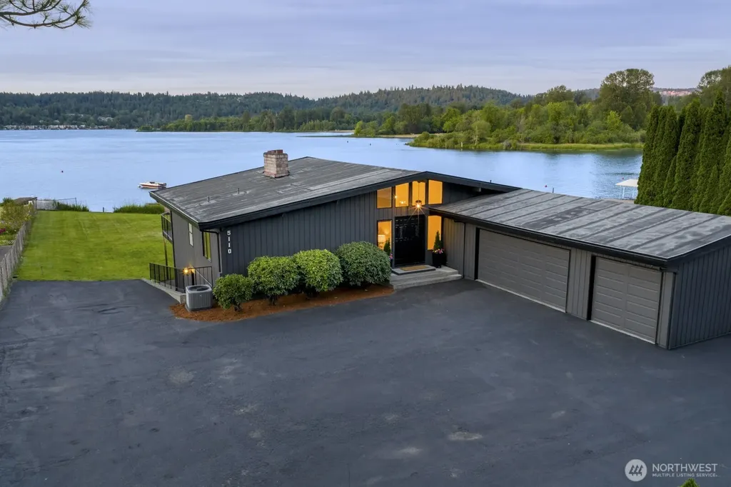5110 NW Sammamish Road Issaquah WA 98027
