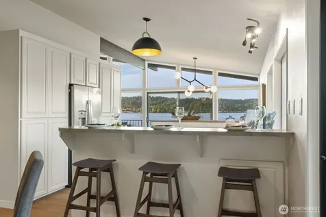 5110 NW Sammamish Road Issaquah WA 98027
