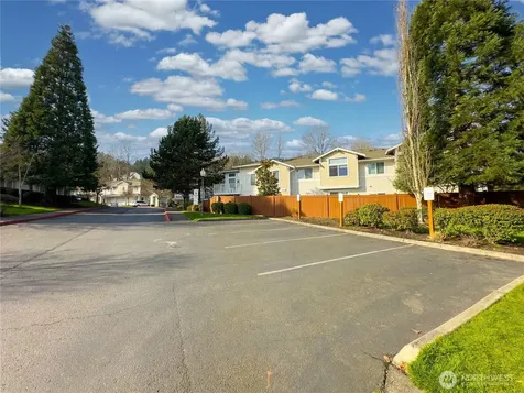 21920 42nd Avenue S Kent WA 98032
