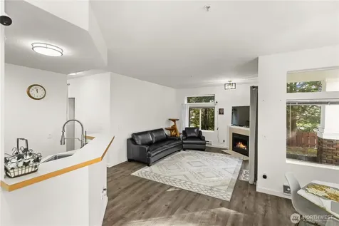 21920 42nd Avenue S Kent WA 98032