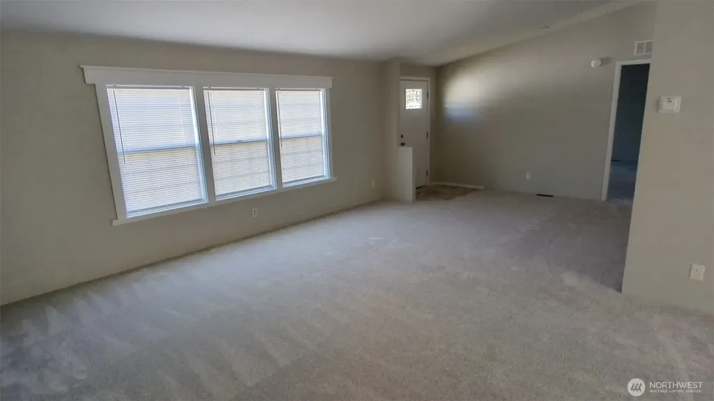 307 8th Street Sultan WA 98294