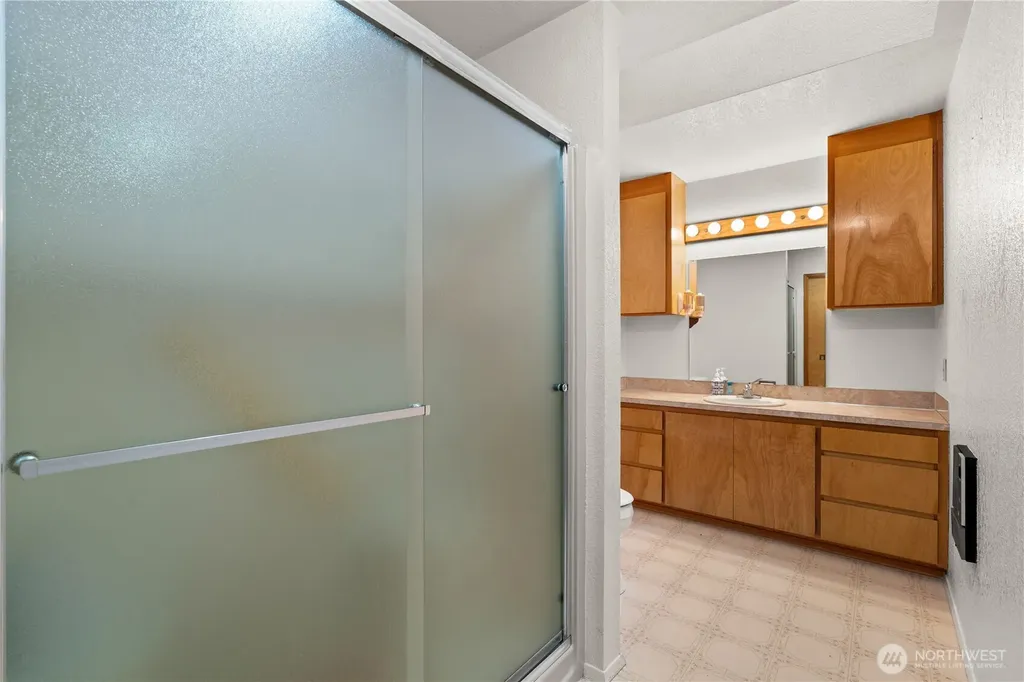 17012 SE 128th Street Renton WA 98059