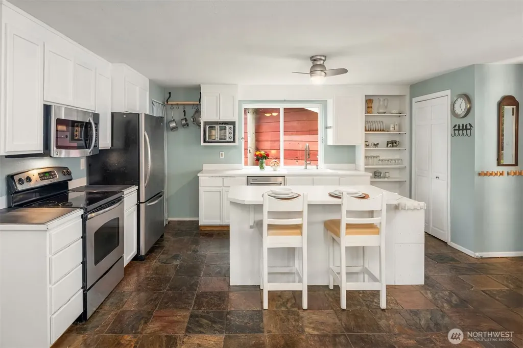 11807 322nd Avenue NE Duvall WA 98019