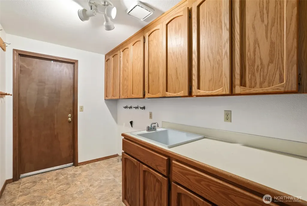 2201 33rd Avenue SE Puyallup WA 98374