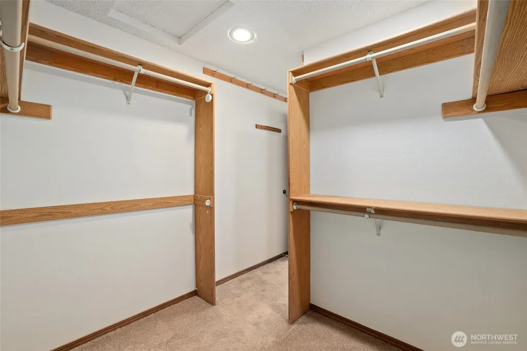 2201 33rd Avenue SE Puyallup WA 98374
