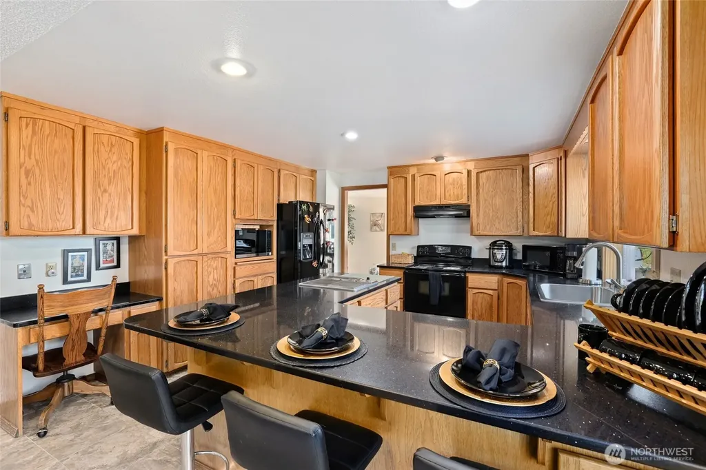 2201 33rd Avenue SE Puyallup WA 98374