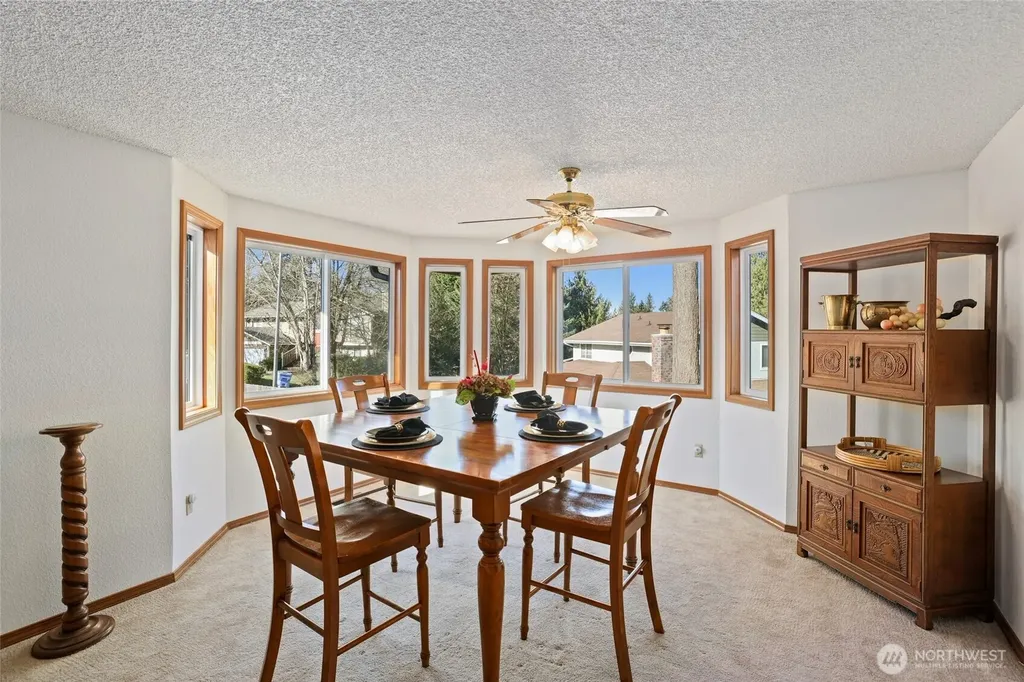 2201 33rd Avenue SE Puyallup WA 98374