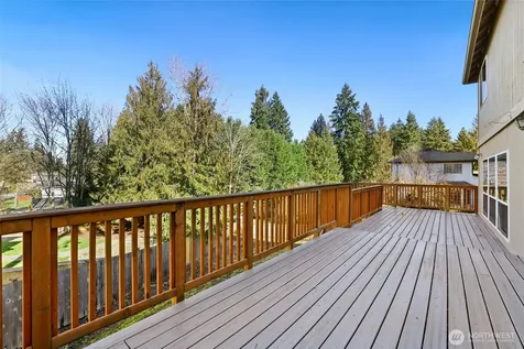 2201 33rd Avenue SE Puyallup WA 98374