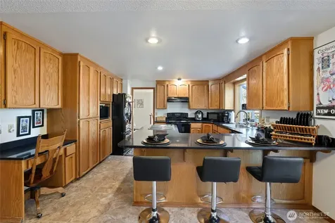 2201 33rd Avenue SE Puyallup WA 98374