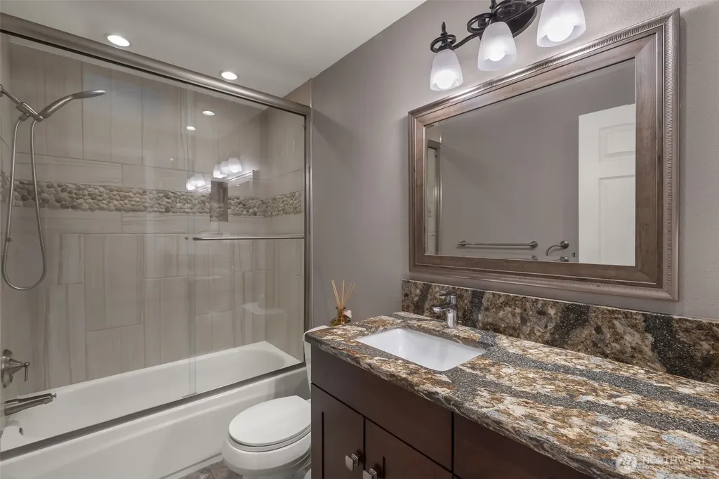 2207 Bremerton Avenue NE Renton WA 98059