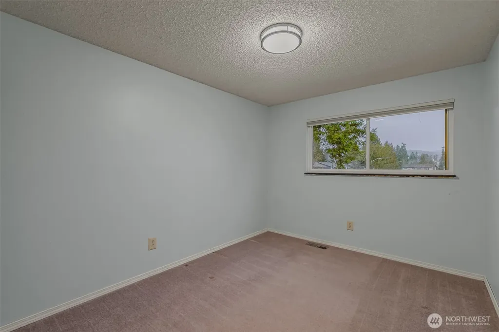 2207 Bremerton Avenue NE Renton WA 98059