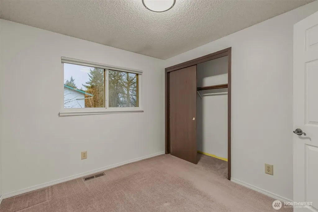 2207 Bremerton Avenue NE Renton WA 98059