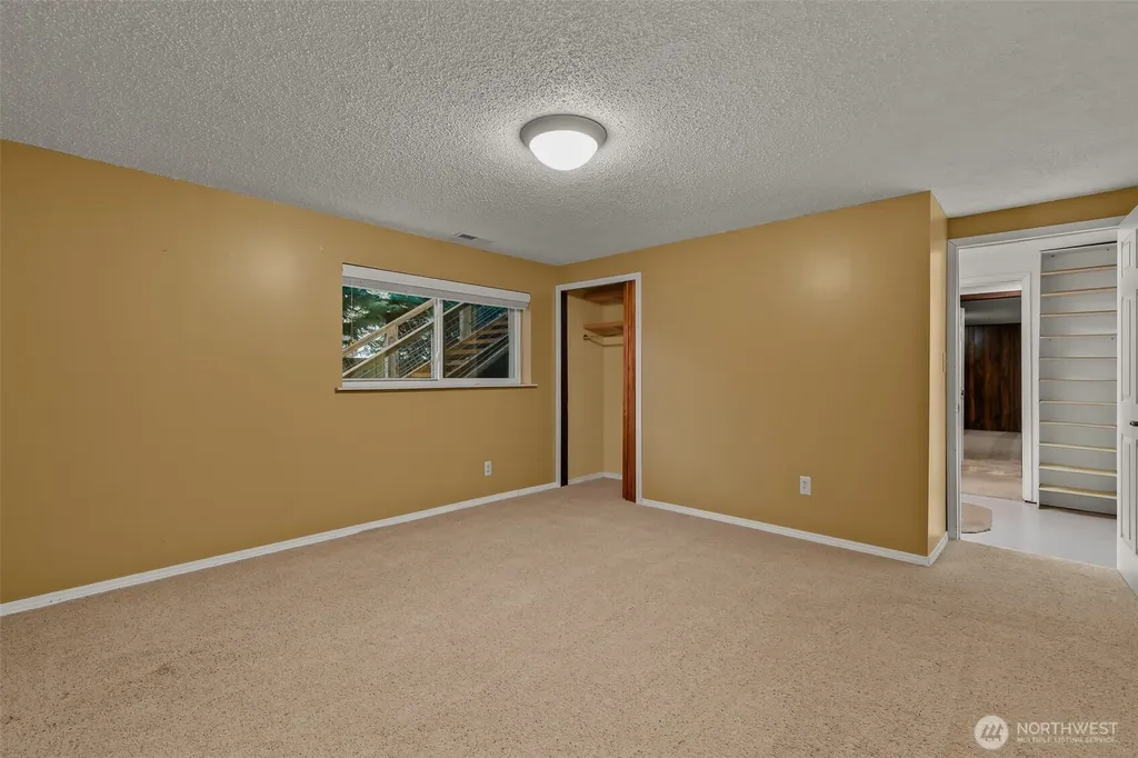 2207 Bremerton Avenue NE Renton WA 98059