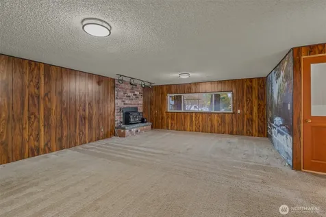2207 Bremerton Avenue NE Renton WA 98059