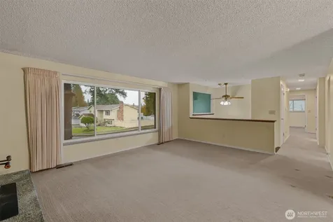 2207 Bremerton Avenue NE Renton WA 98059