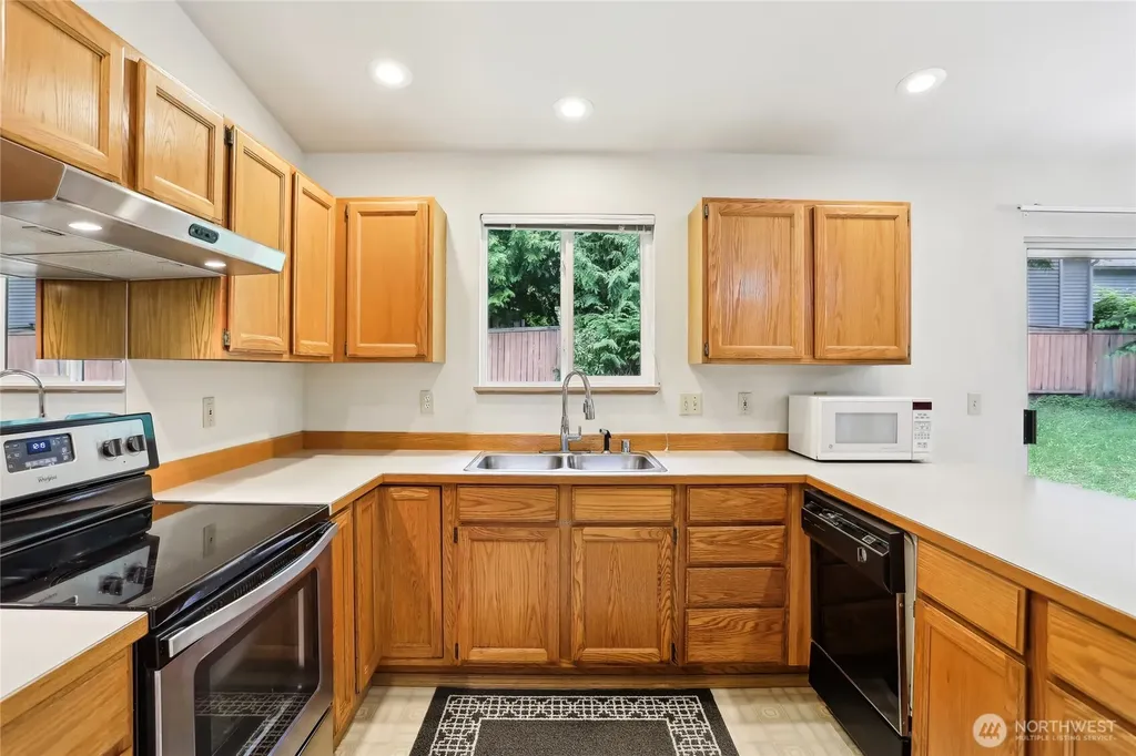 12515 NE 107th Place Kirkland WA 98033