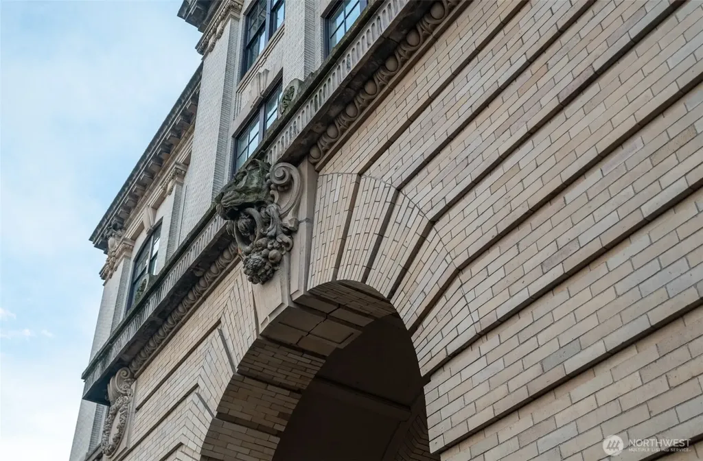 201 Galer Street Seattle WA 98109