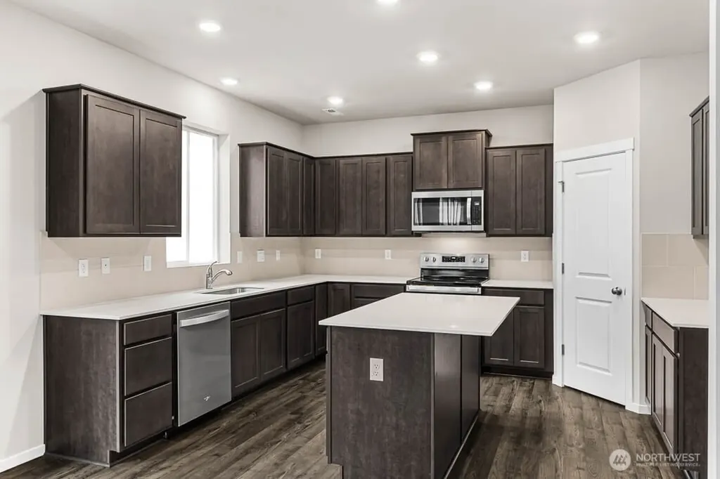 14764 56th Avenue Ct E Puyallup WA 98375