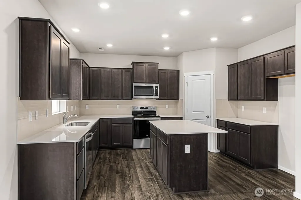 14764 56th Avenue Ct E Puyallup WA 98375
