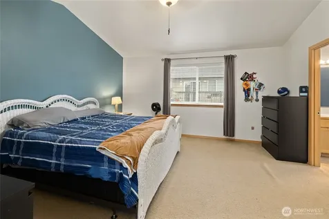 18135 72nd Avenue E Puyallup WA 98375