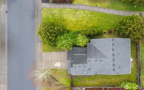 18135 72nd Avenue E Puyallup WA 98375