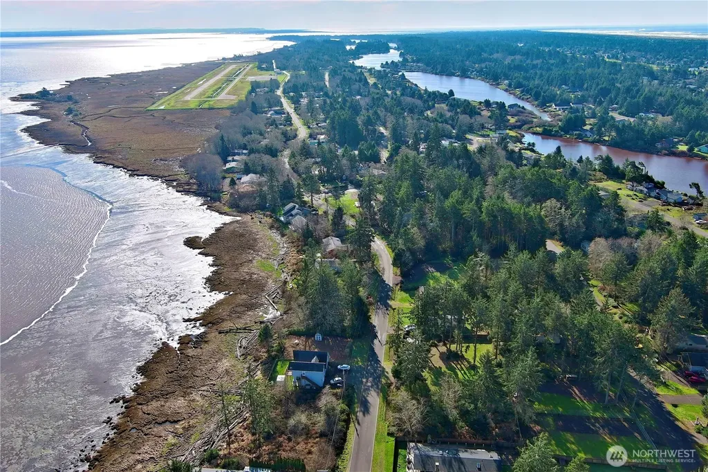 743 Duck Lake Drive NE Ocean Shores WA 98569