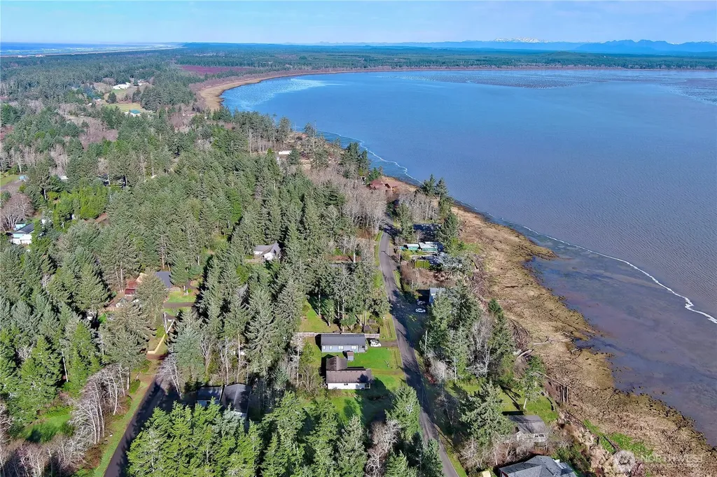 743 Duck Lake Drive NE Ocean Shores WA 98569