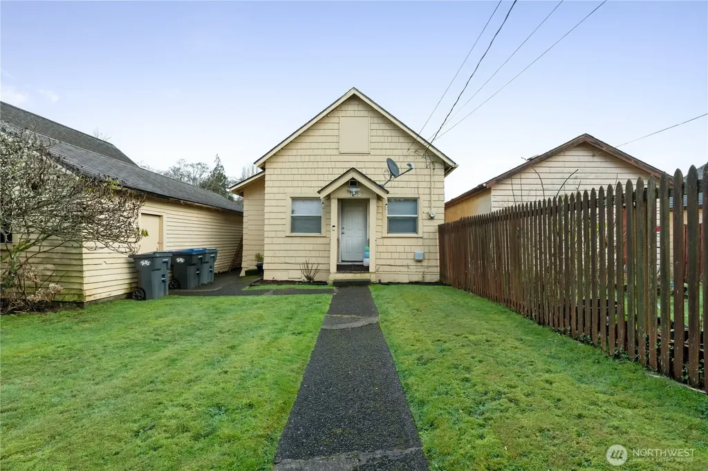 324 N F Street Aberdeen WA 98520