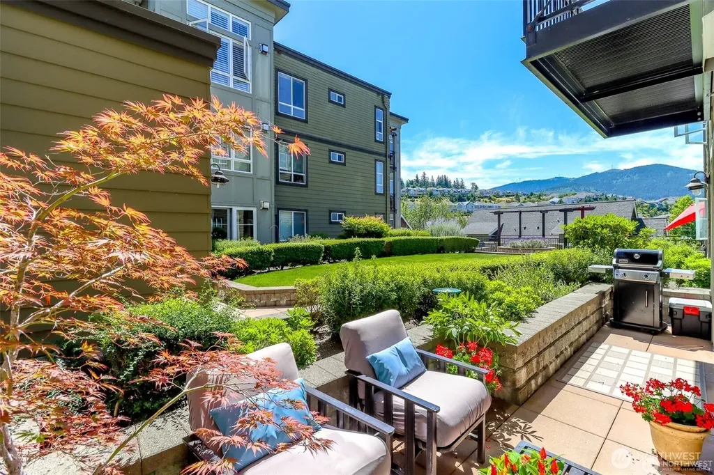 1840 25th Avenue NE Issaquah WA 98029
